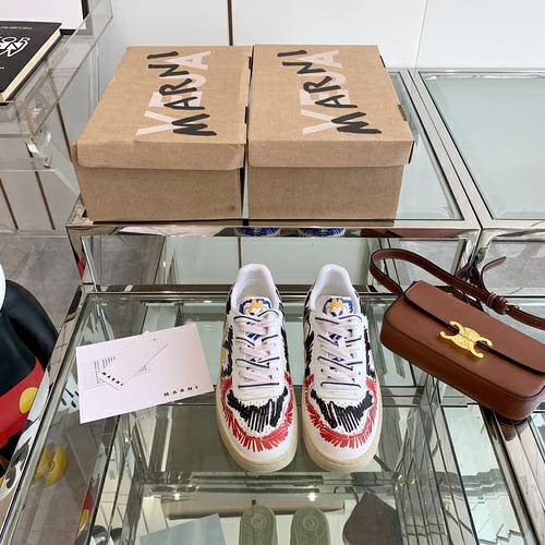 Picture of Amiri Shoes Women _SKUfw113744300fw